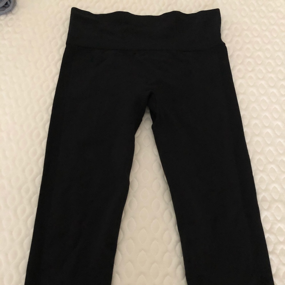 Forever 21 black seamless workout leggings